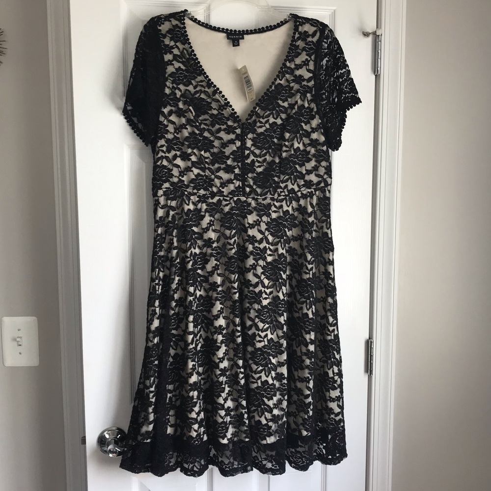 Brand new black lace Torrid dress -size 0